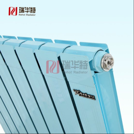 青島暖氣片廠家走進社區講解：暖氣片漏水怎么辦